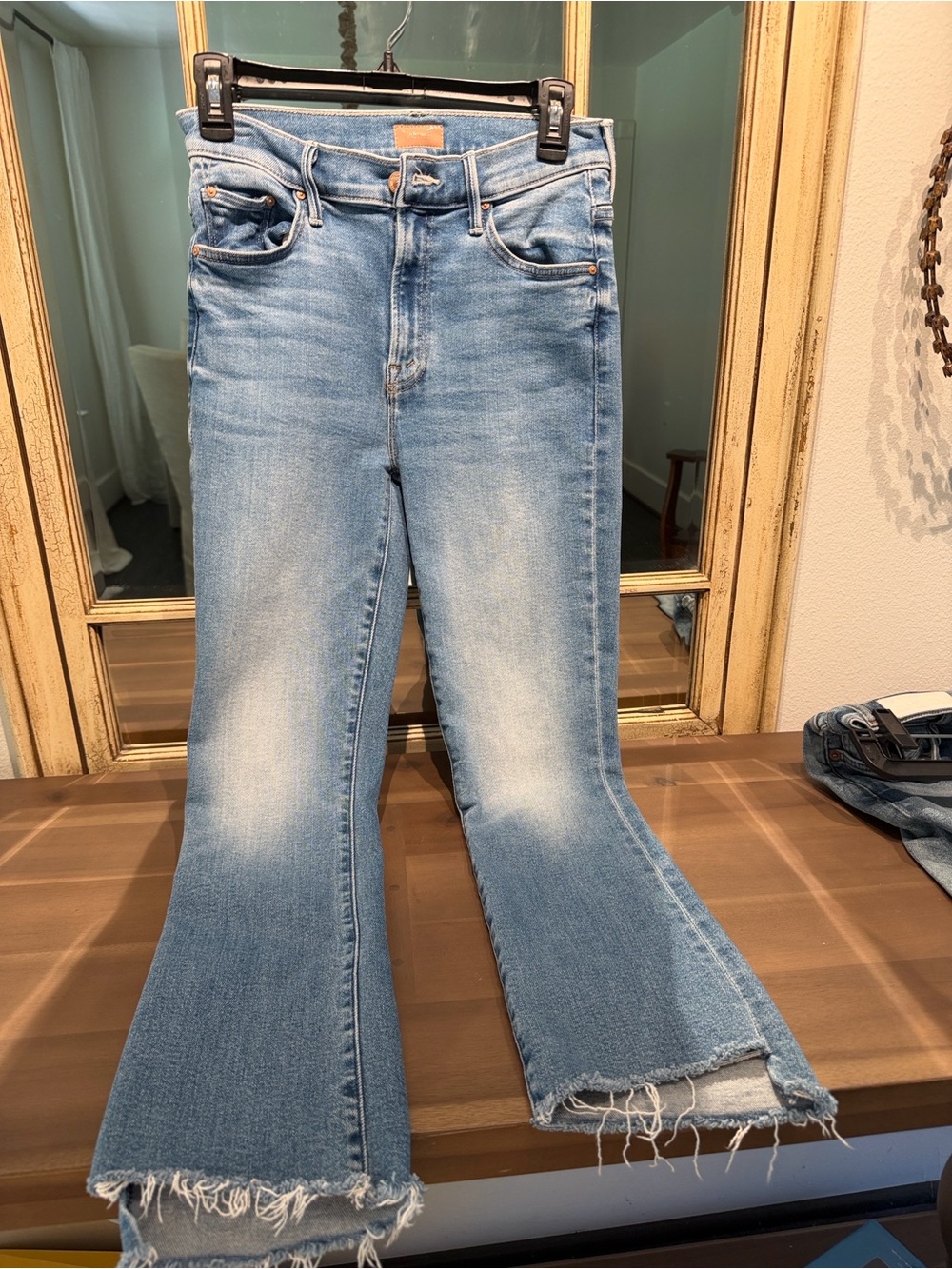 MOTHER Insider Step Fray Cropped Jeans — Light Blue Denim Out of the Blue. USA